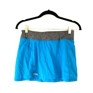 Women’s XS electric blue skirt w/shorts worn once